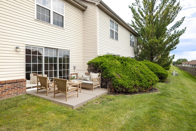 HilliardPark_2026_Patio_VirtuallyStaged