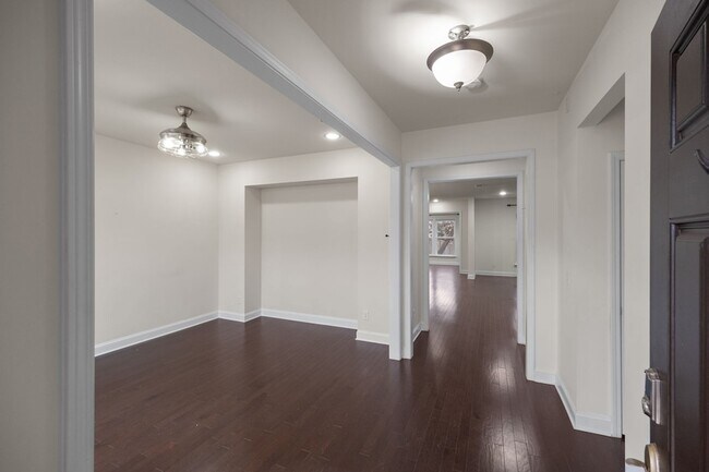 Photo - 3002 DaVinci Ct