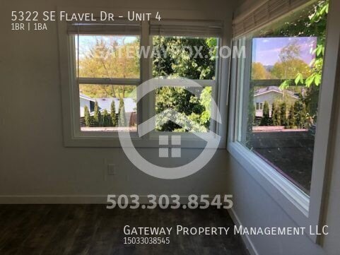 Photo - 5322 SE Flavel Dr Unit 4