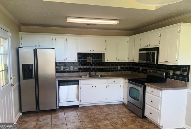 Photo - 788 Riverview Ln