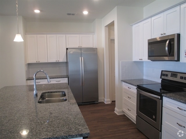 Building Photo - 870 Sunny Stroll Dr Rental