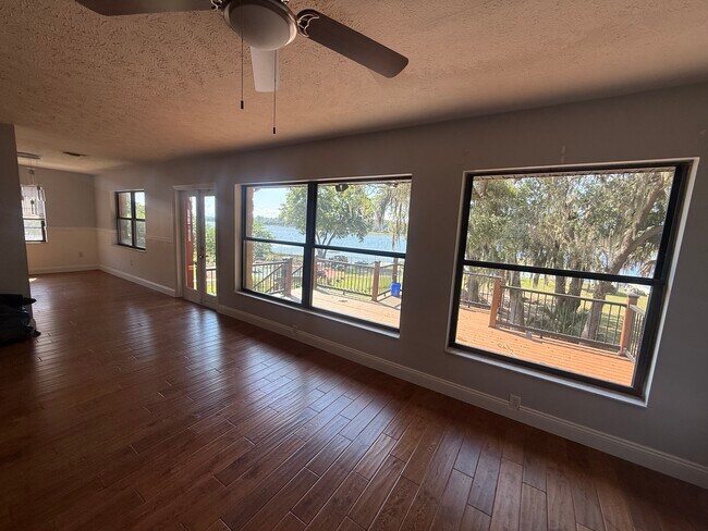 Photo - 10180 SE 139th Pl Unit Little Lake Weir Upstairs 2/2 Lakefront