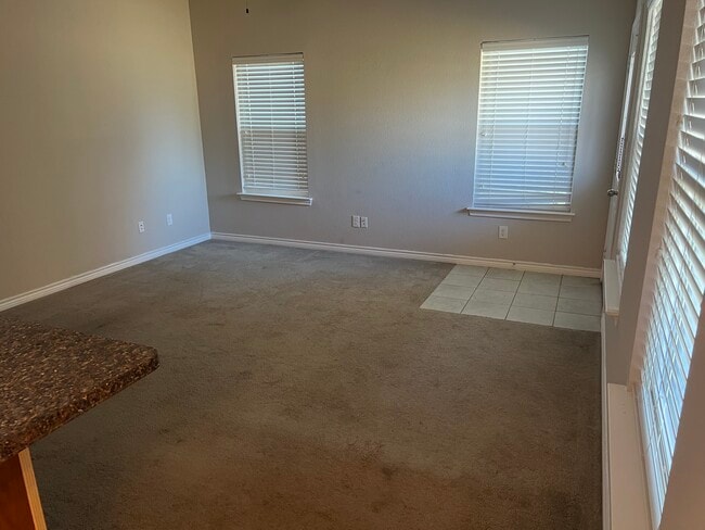 Photo - 1920 Elizabeth St