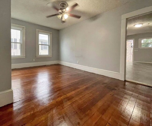 Photo - 27 Loring St Unidad 1L
