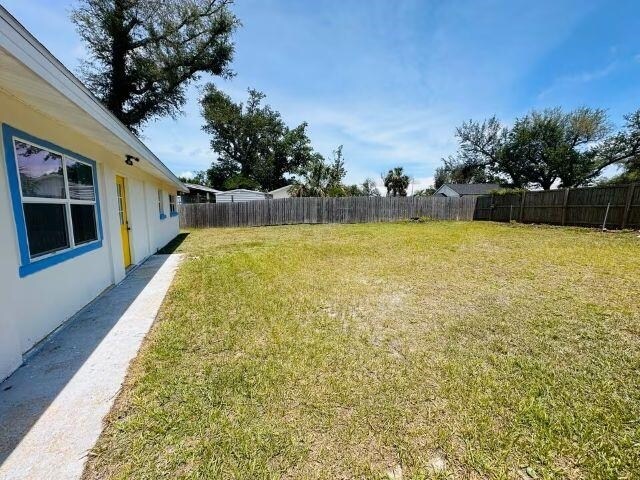 Photo - 4936 S Lakewood Dr