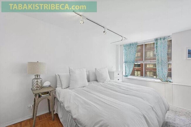 303 Greenwich St Unit 5E