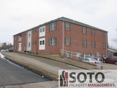 Building Photo - 720 W Adams St Unit 1 Rental