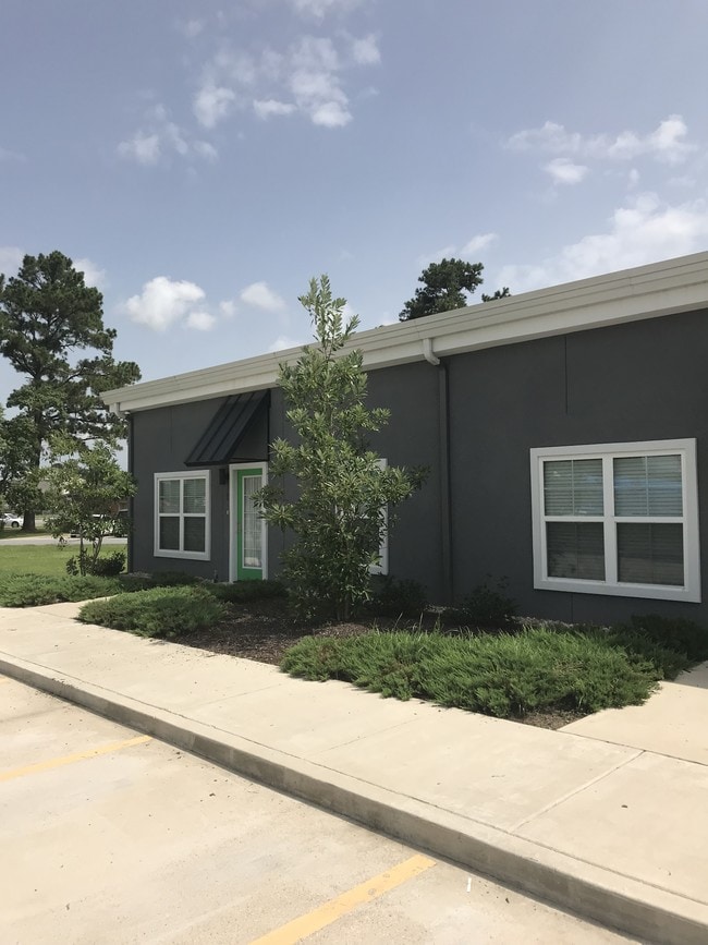 1551 E. Main - 1551 E Main St Unit Apt 6