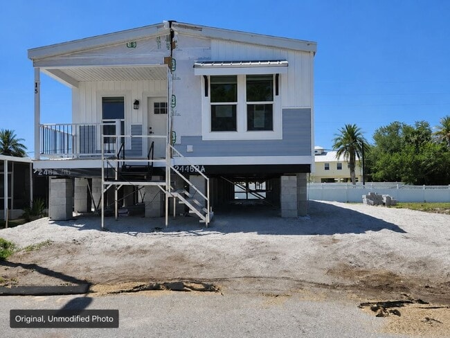 15 Flamboyant St