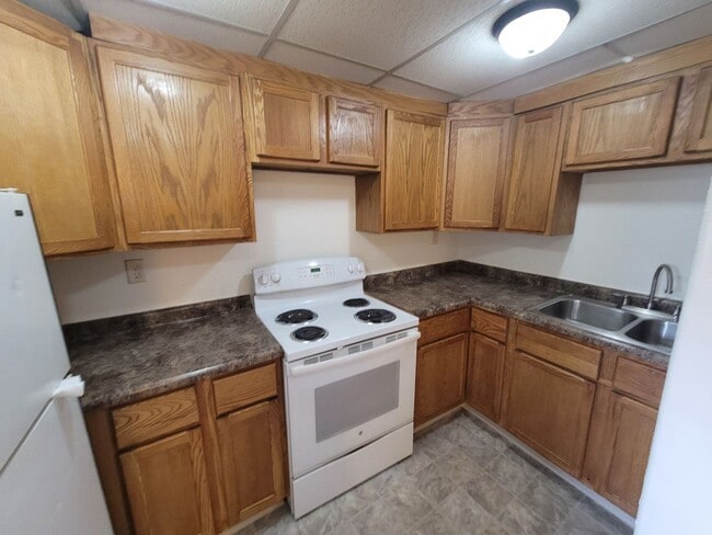 Photo - 422 Belmont St Unit #2