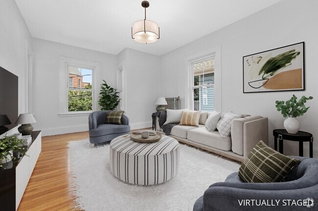 Building Photo - 9 Kingman Rd Unit 2 Rental