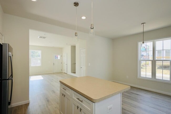 Photo - 811 S Cameron St