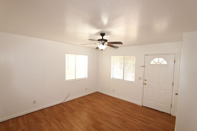 Photo - Spacious East Side 3BR Townhome with Fenced Yard