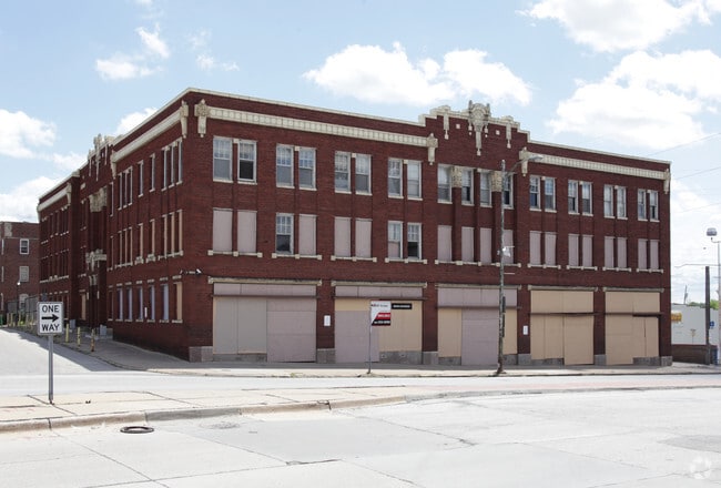 Primary Photo - The Anderson Apartments