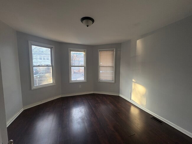 Building Photo - 179 N 11th St Unit 1