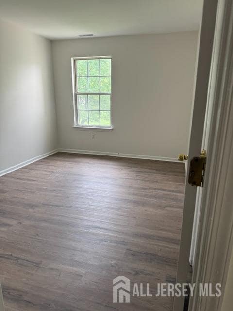 27 Dennis Ct