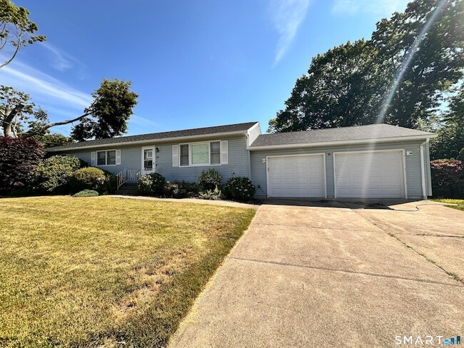 23 Robin Rd