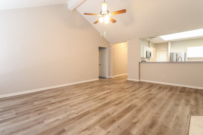 Photo - 3723 Eagles Nest St
