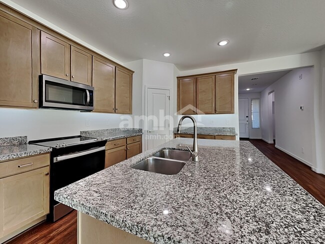 Photo - 781 S 150th Dr