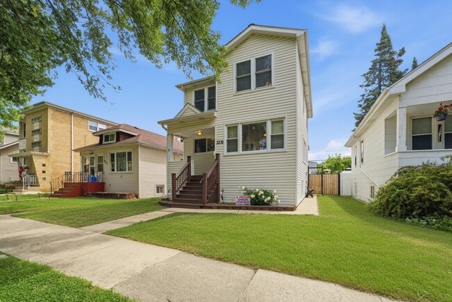 Photo - 2231 N 75th Ave