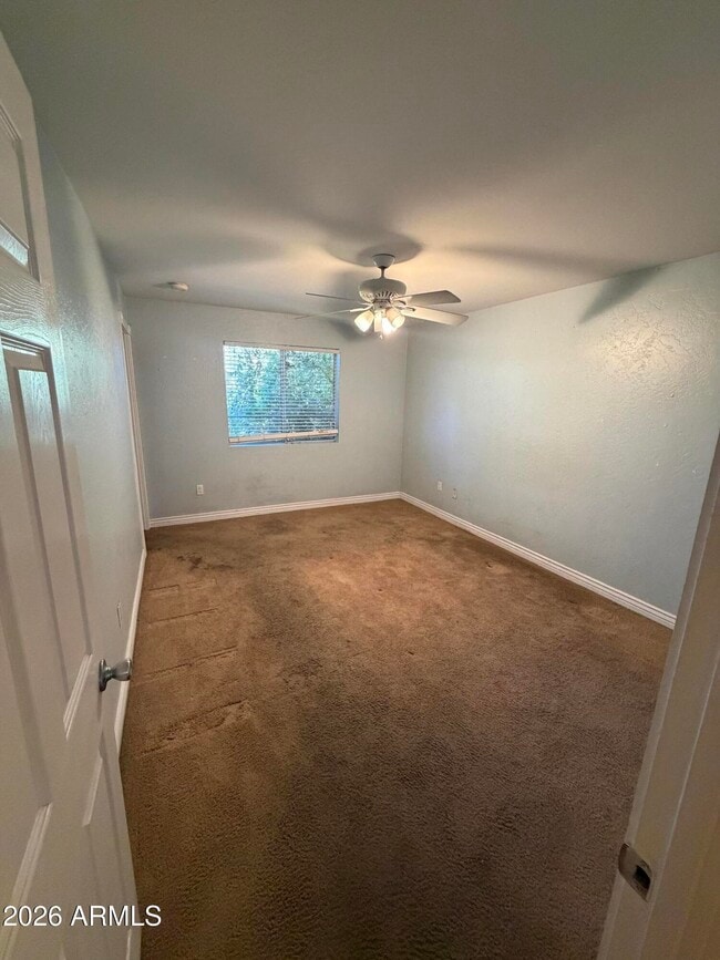 Photo - 127 E Harvard Dr