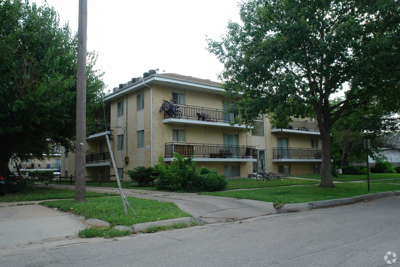 Capitol View Apartments - Capitol View Apartments