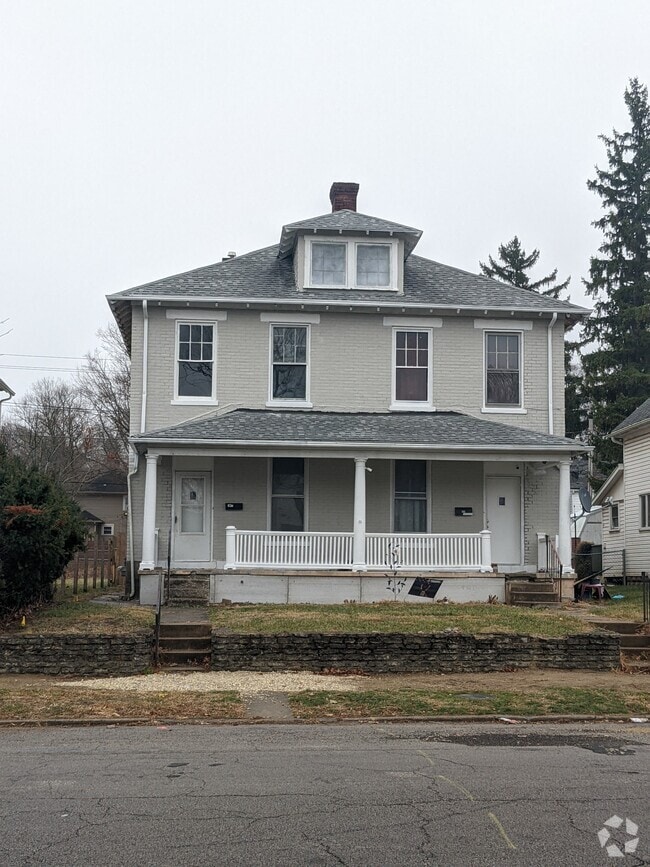 Building Photo - 437 S 14th St Rental