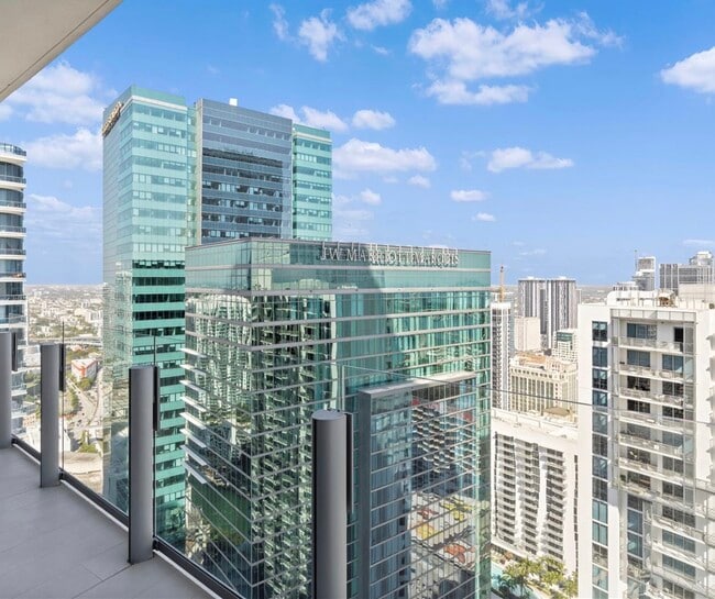 Building Photo - 300 Biscayne Boulevard Way Unit 4509