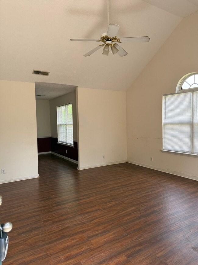 Photo - 1118 Toddington Dr