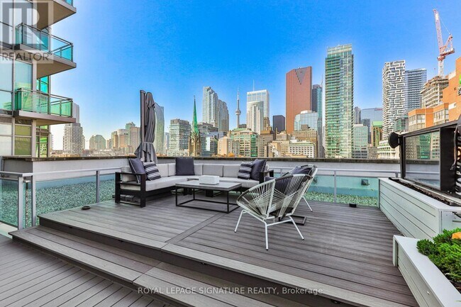Photo - 112 George St Unit 902