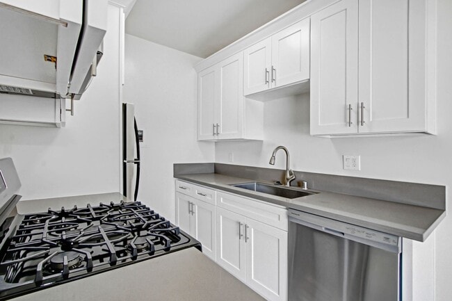 Photo - 1010 Pico Blvd Unit 10