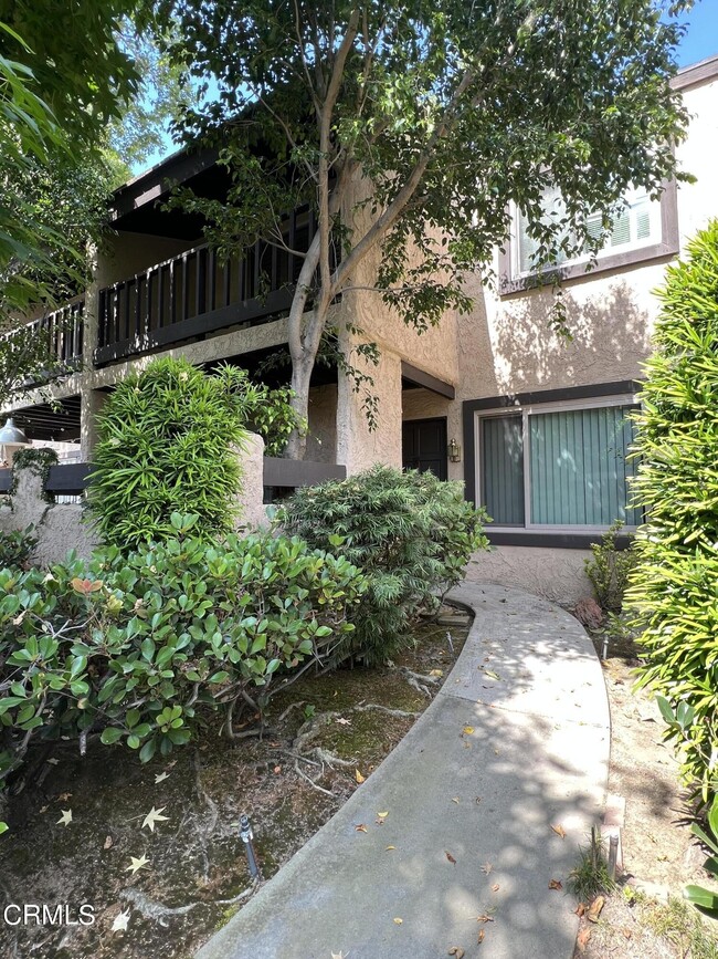 Photo - 277 W Sierra Madre Blvd Townhome