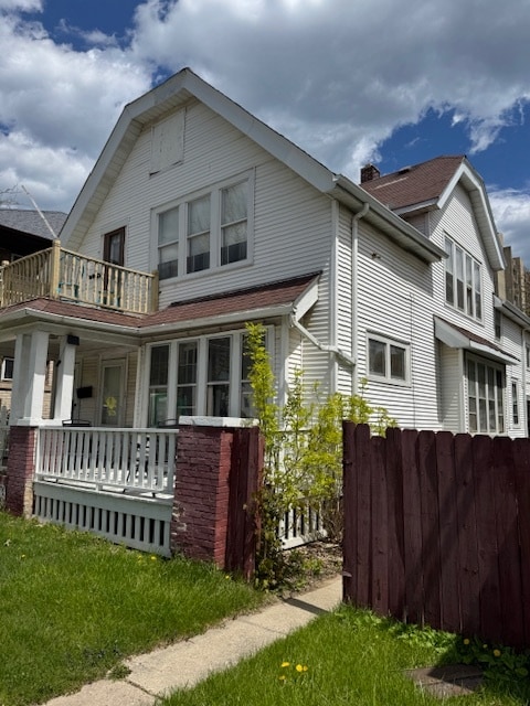 Building Photo - 3130 N Oakland Ave Unit 3130