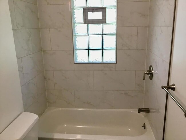 Photo - 4045 N 127th St