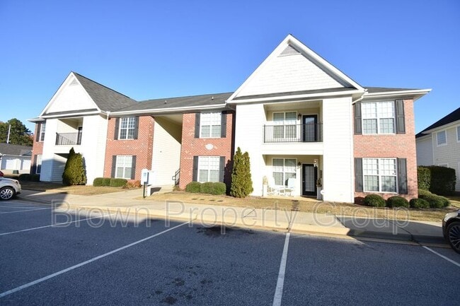 Building Photo - 1912 Harcourt Cir