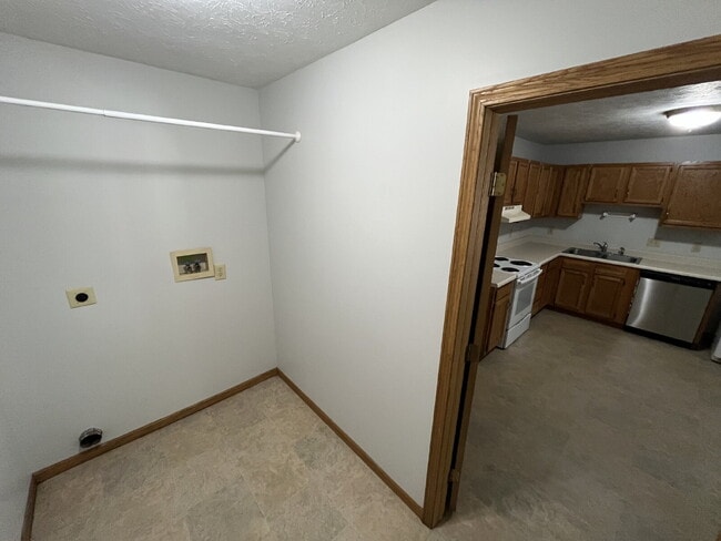 Photo - 226 Elizabeth Dr