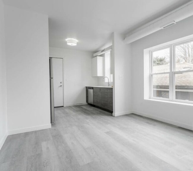 Photo - 1704 W Glenlake Ave Unit 12-3E