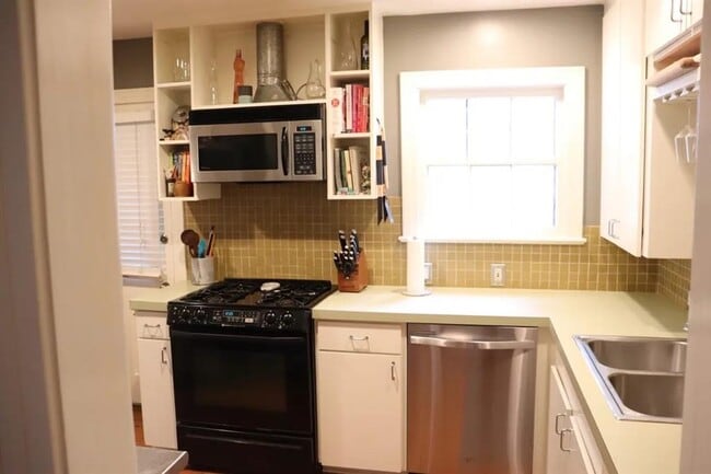 Photo - 1200 Alegria Rd