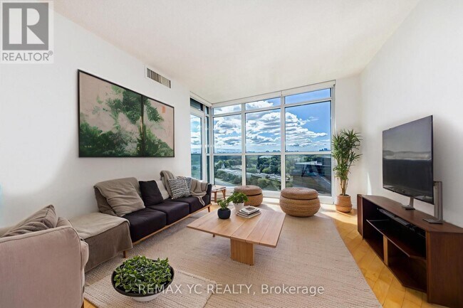 Photo - 28 Harrison Garden Blvd Unit 1605