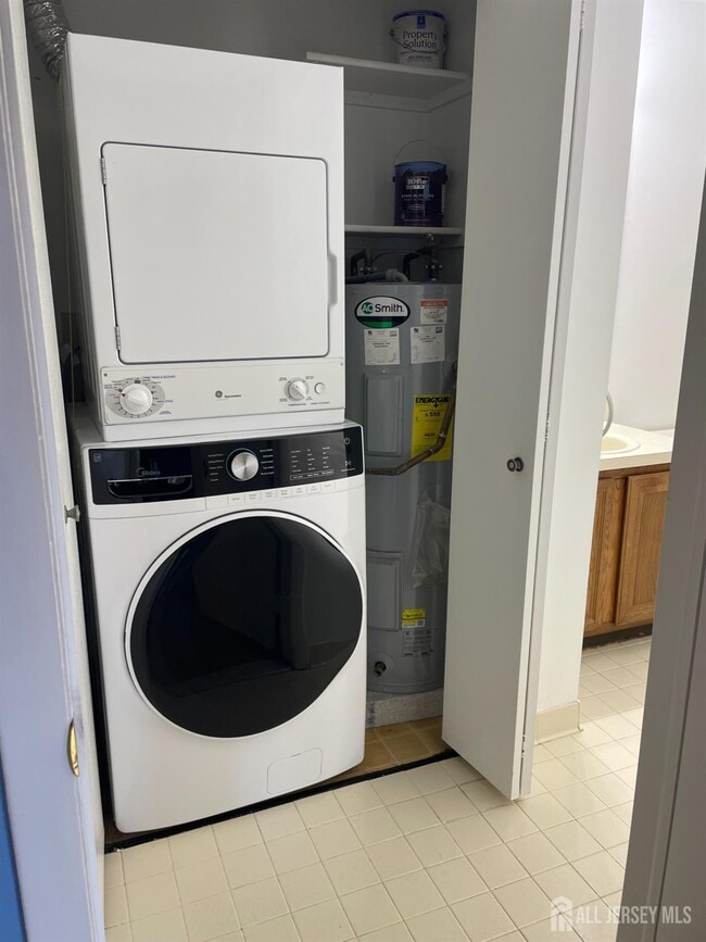 Photo - 2107 Ravens Crest Dr