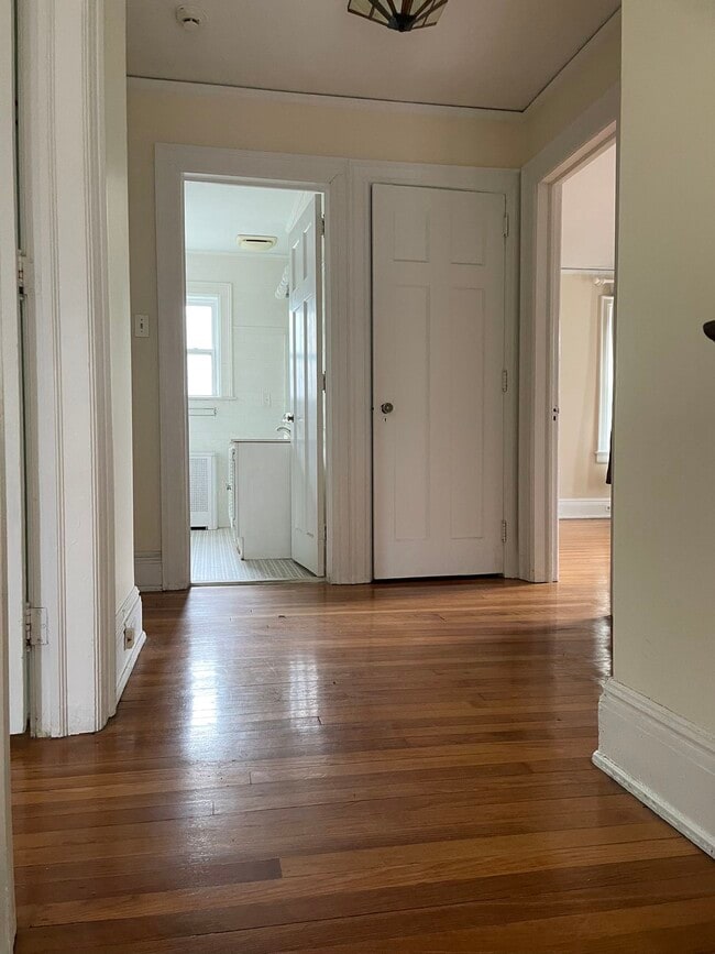 Photo - 1604 Peoples Ave