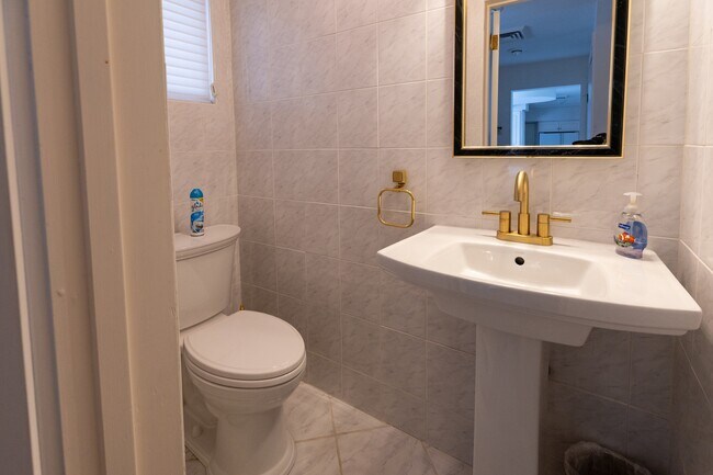 Photo - 52 Ostrum Rd