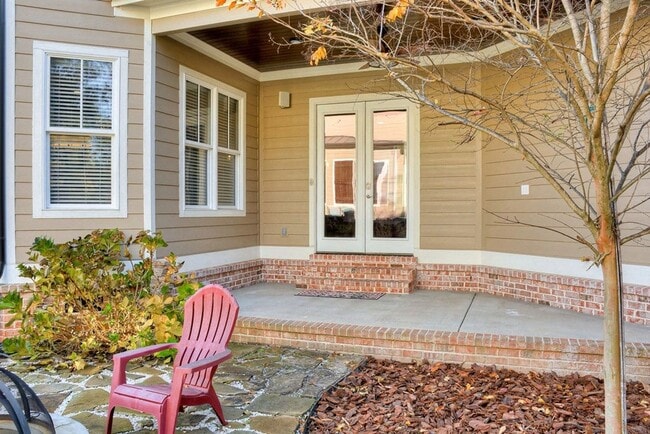 Photo - 3057 Leaning Oak Way