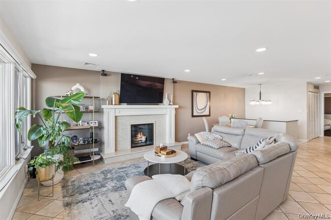 623 Oceanfront Unit A