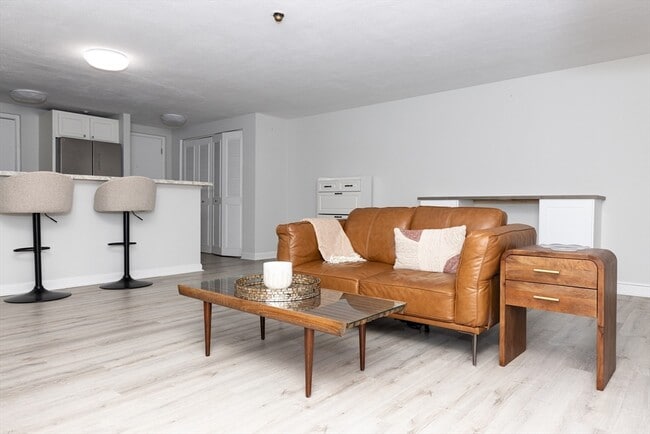 Photo - 215 Winter St Unit 1P