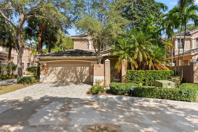 Photo - 2649 Center Ct Dr Unidad 2-7