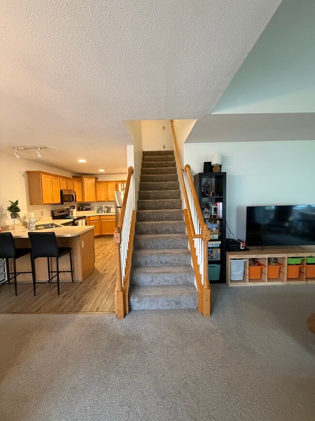 Photo - 2336 Oakridge Cir