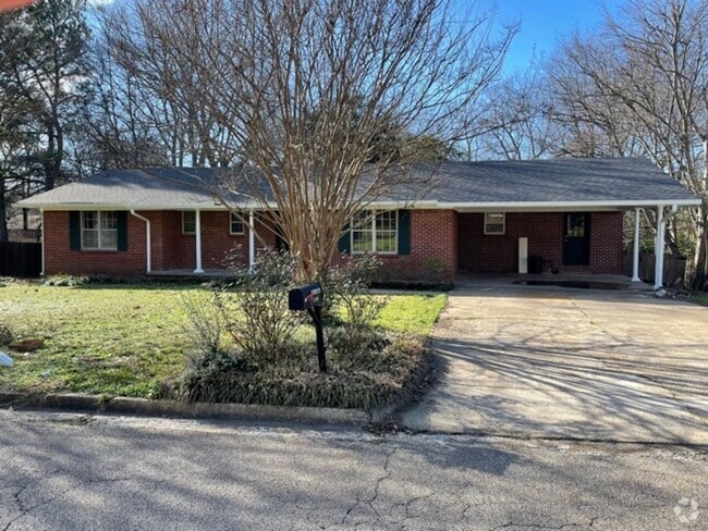 Building Photo - Renovated 3 Bedroom 2 Bath Home for Rent!