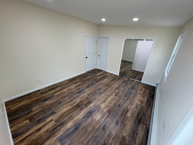 Photo - 1542 Potter Blvd Unit 1