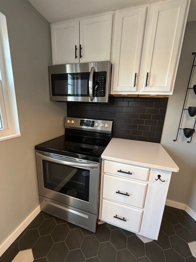 Photo - Beautiful 3 Bedroom Home in Mt. Lebanon!